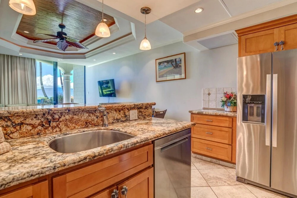 K B M Resorts- Lsh-117 Ocean-front 1bd, 2ba, Expansive Ocean Views From Every Room!