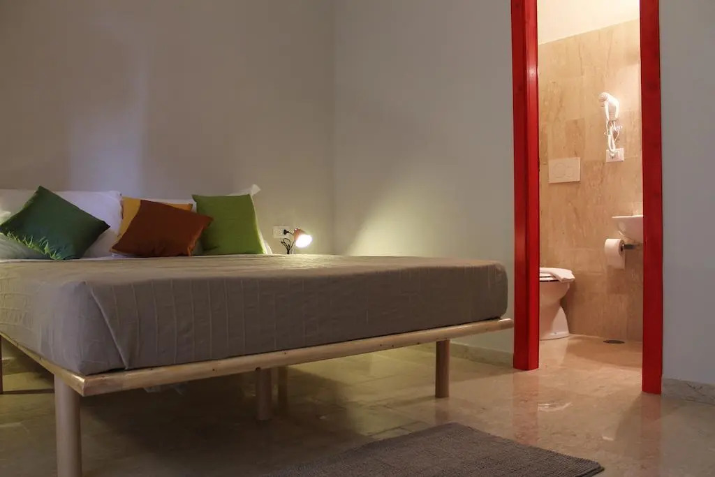 Roma Art Rooms