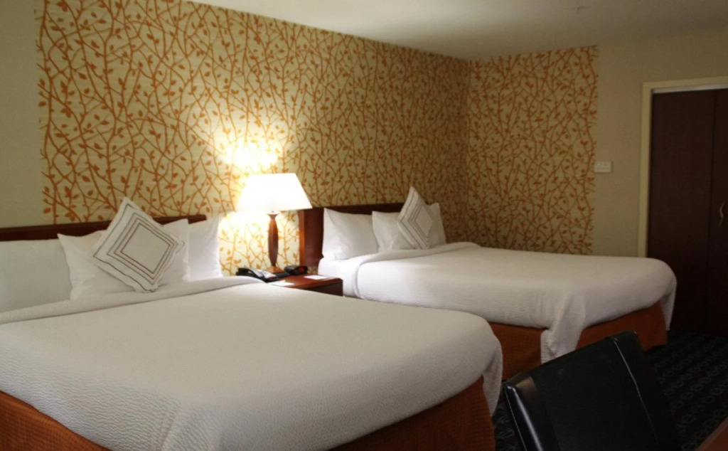 Fairfield Inn & Suites Denton