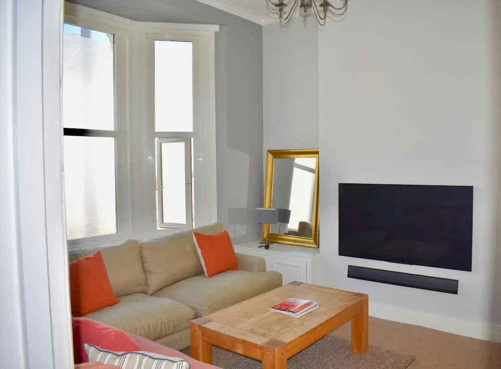 1 Bedroom Home in Central Brighton