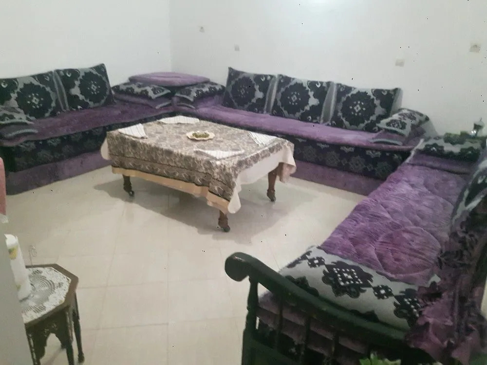 Shakkaar's home