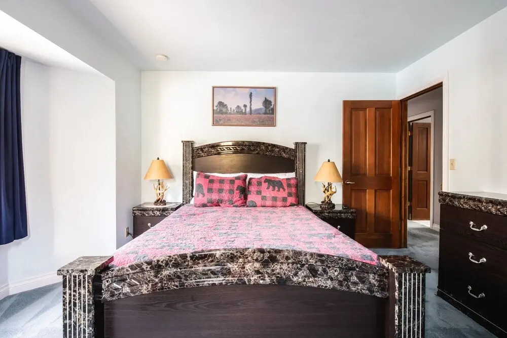 35 - Corky Bear 5 Bedroom Home by Redawning