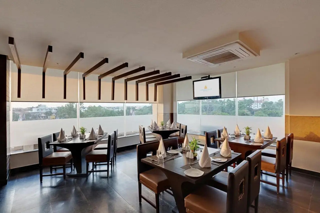 Whispering Palms Hotel Jaipur