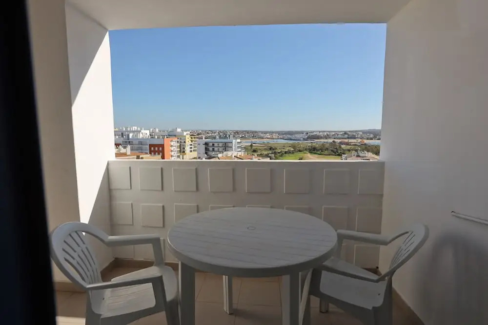 Modern Apartment Close Near Beach in Portimao, PT