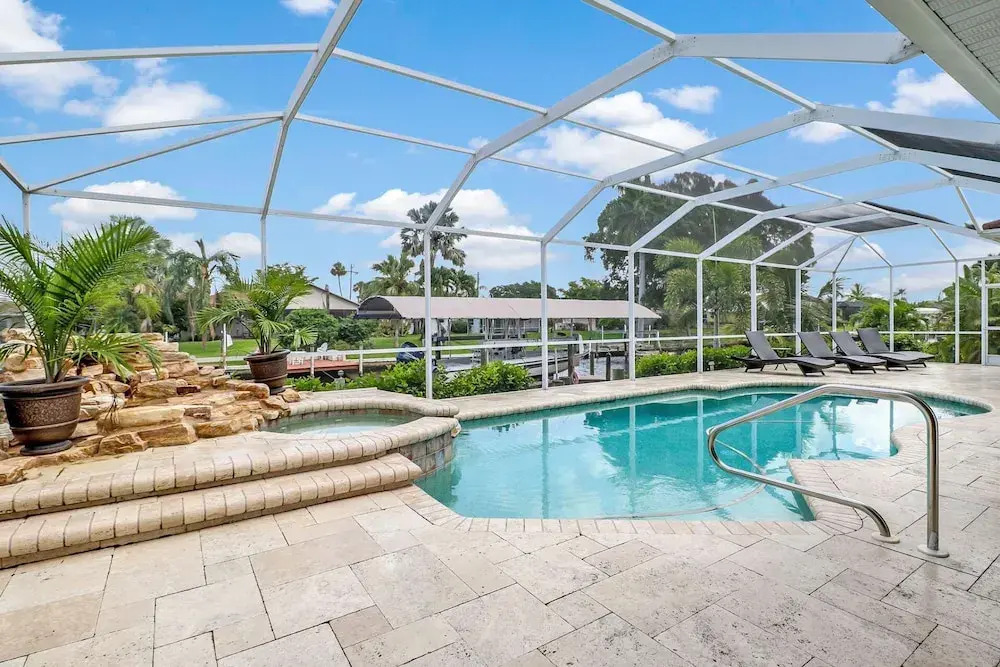 833 Monticello Ct