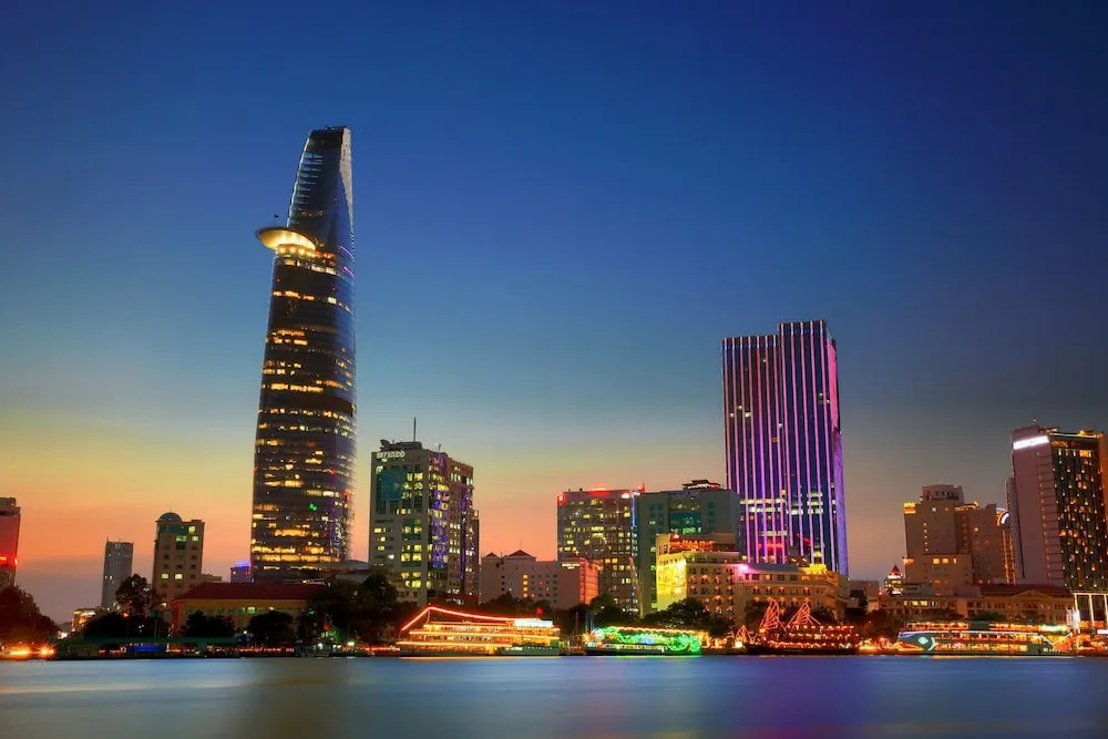 New Tresor River and City View Apartment