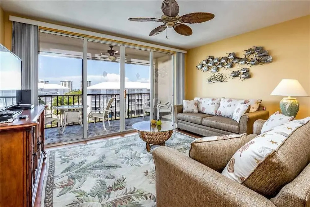 Hibiscus Pointe 342 by Vacation Rental Pros
