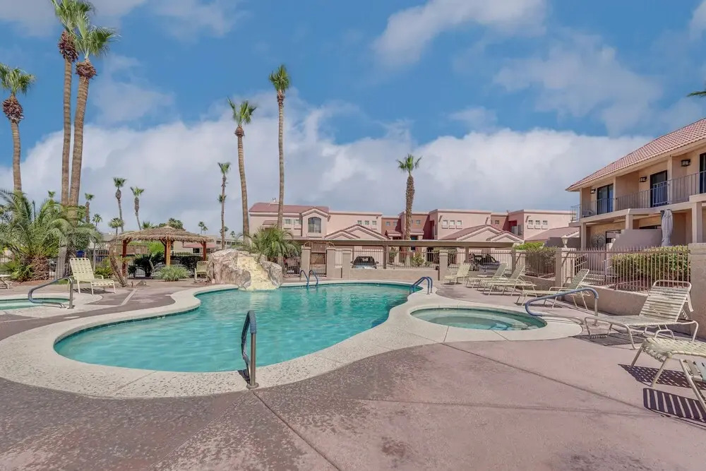 Walk to Lake Havasu Beaches: Condo w/ Pool Access!