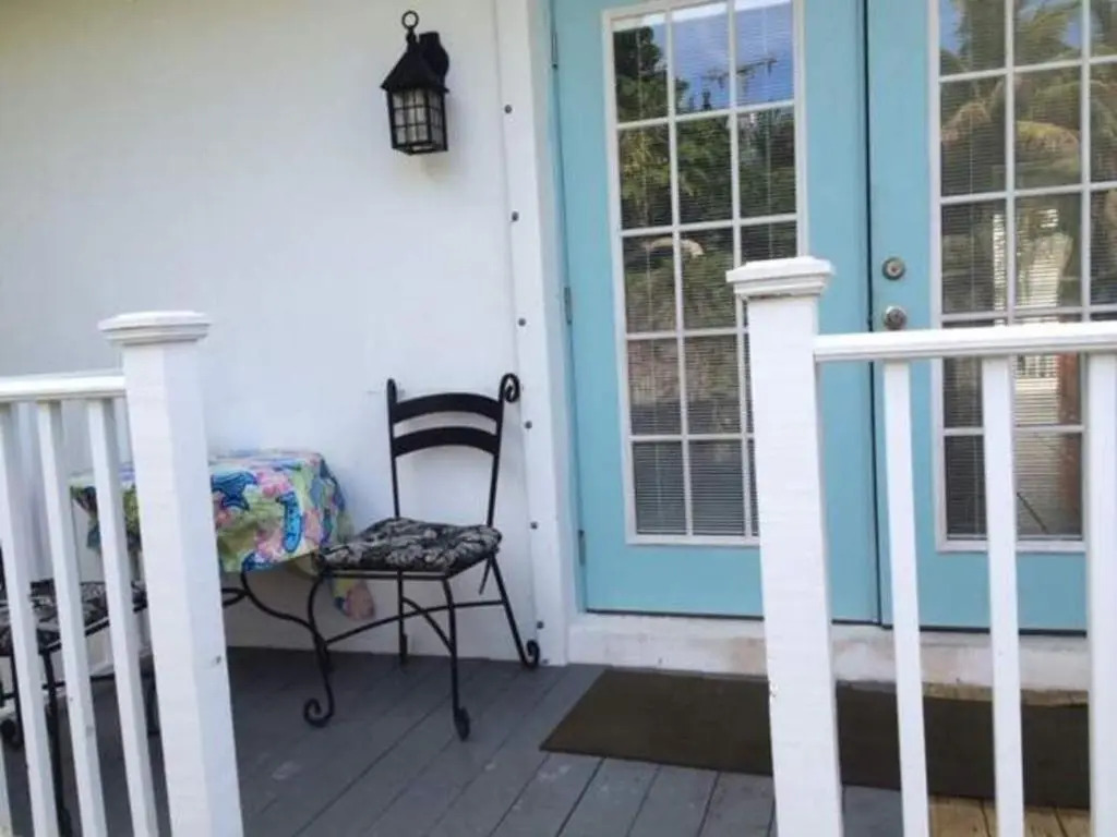 Seahorse Beach Bungalows