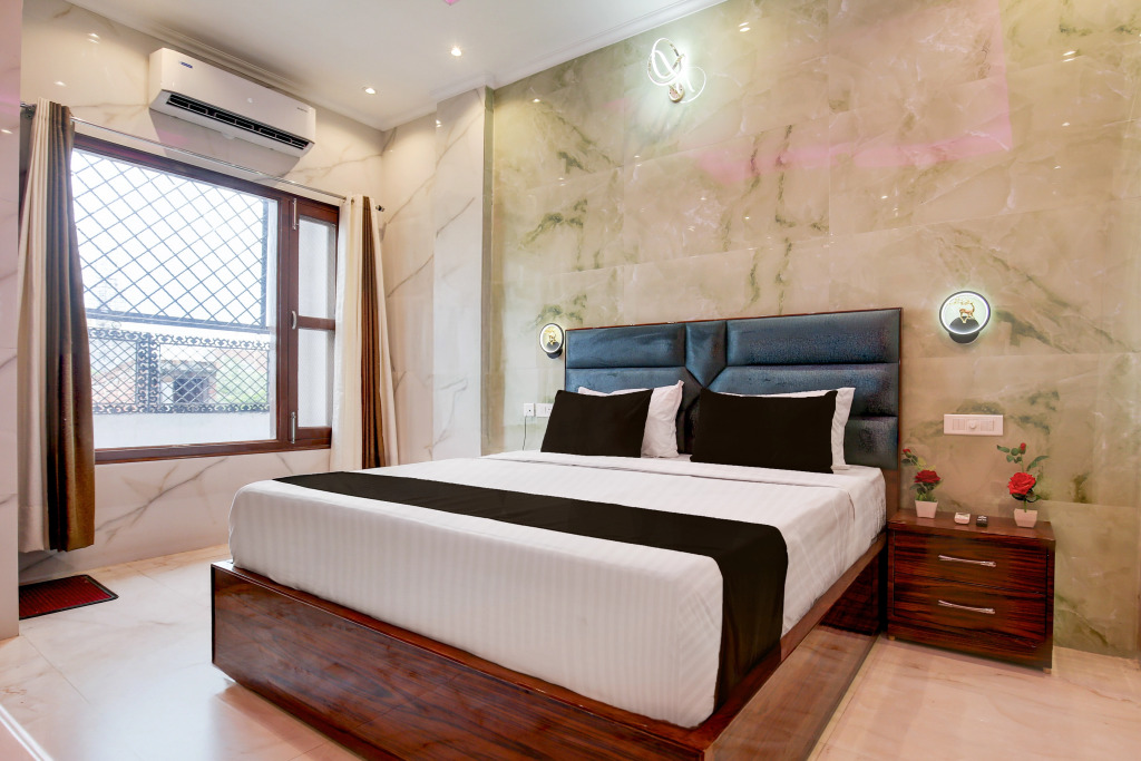 Super Deluxe Roomchandigarh Near Pec-pgi-pu