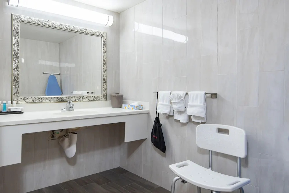 Atherton Park Inn and Suites