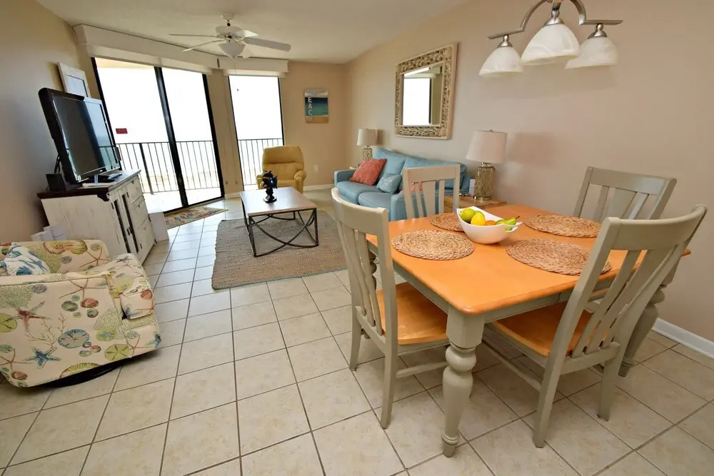 Phoenix East 510 2 Bedroom Condo by RedAwning