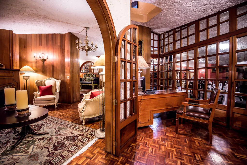 Hotel La Mansion del Sol