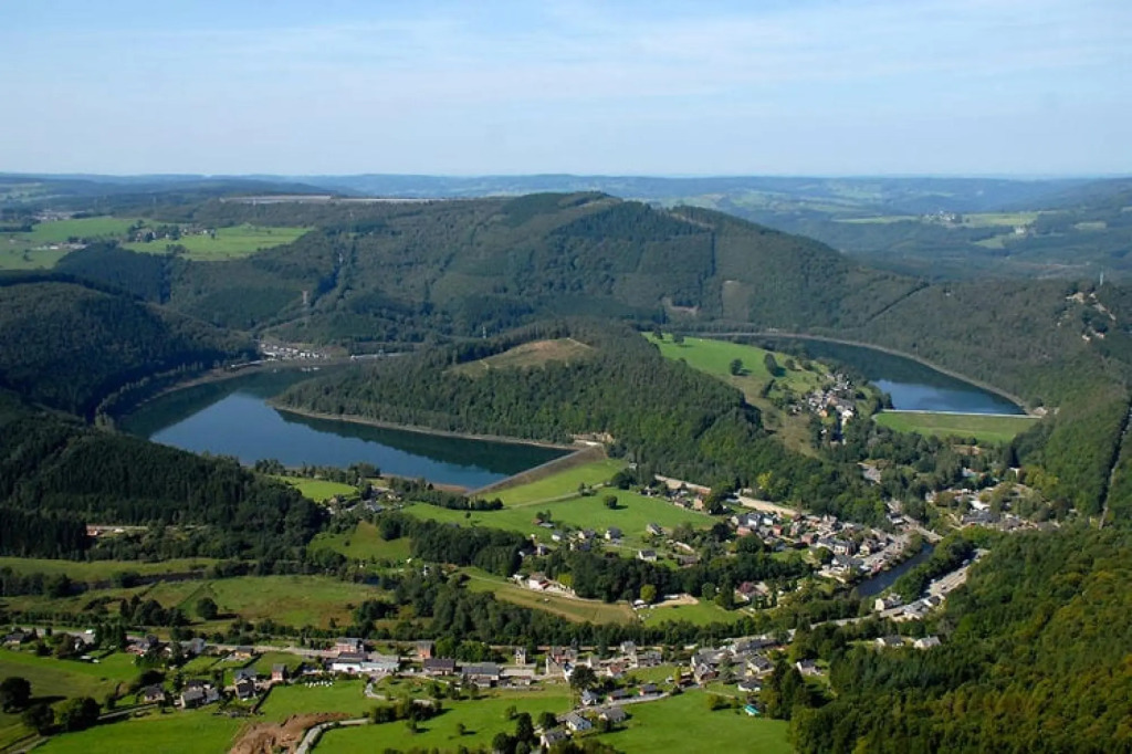 Attractive apartment with a fireplace located in the town of Stavelot