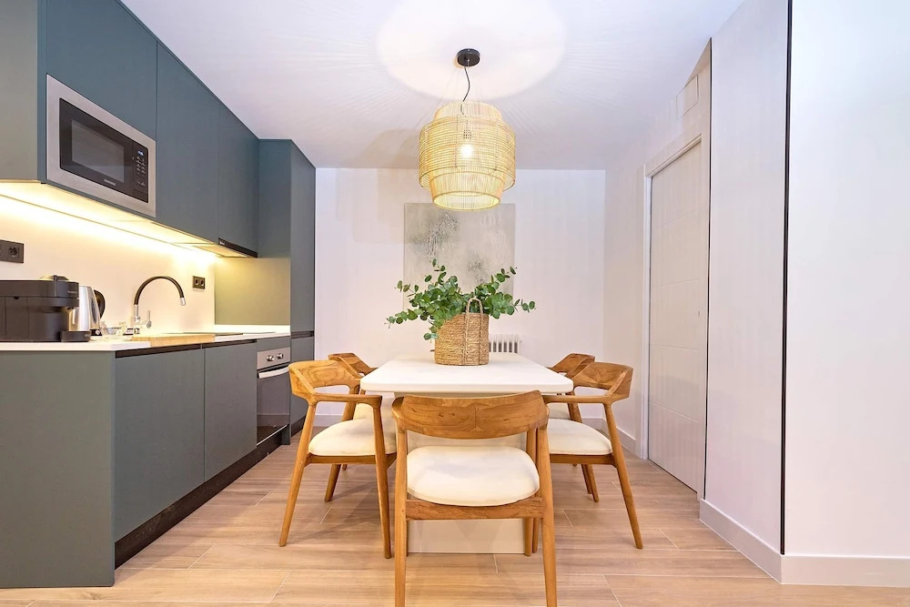 Exclusive Apartment in Granada Center Alhondiga II