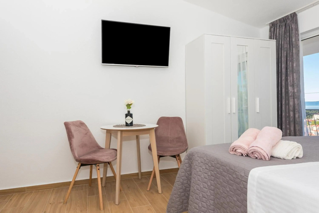 Milka Apartments