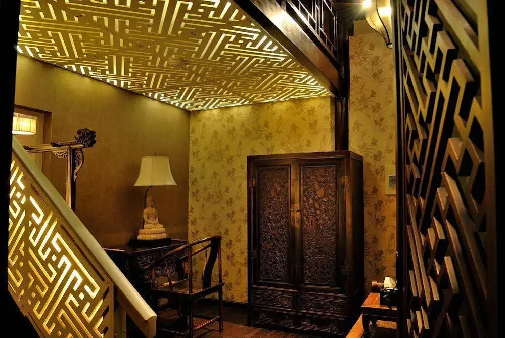 Graceland Yard Hotel