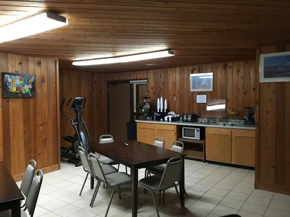 Travel Inn Watertown