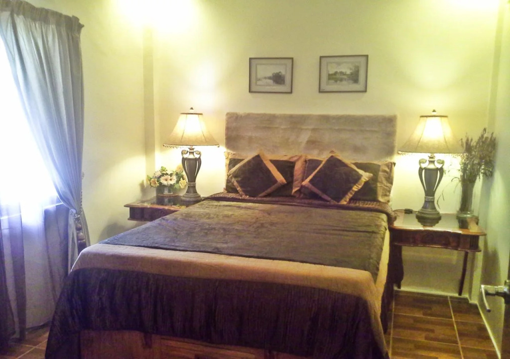 Foxys Beach Resort