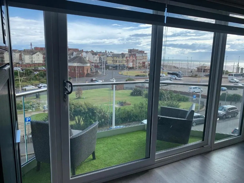 Willshaw Suites for families over 25 only