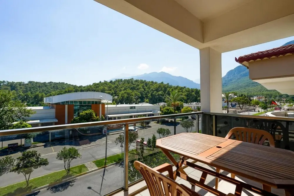 Modern Flat Near Public Transportation in Kemer