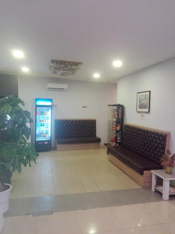 TIONG HUA HOTEL