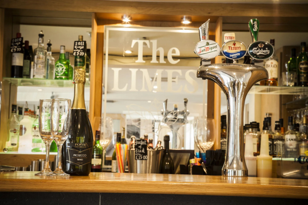 The Limes Country Lodge Hotel & Admiral Restaurant
