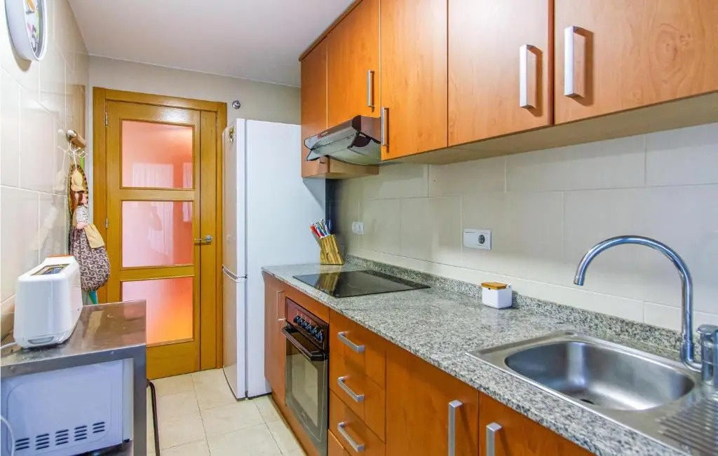 Nice apartment in Santa Pola with 2 Bedrooms, WiFi and Outdoor swimming pool
