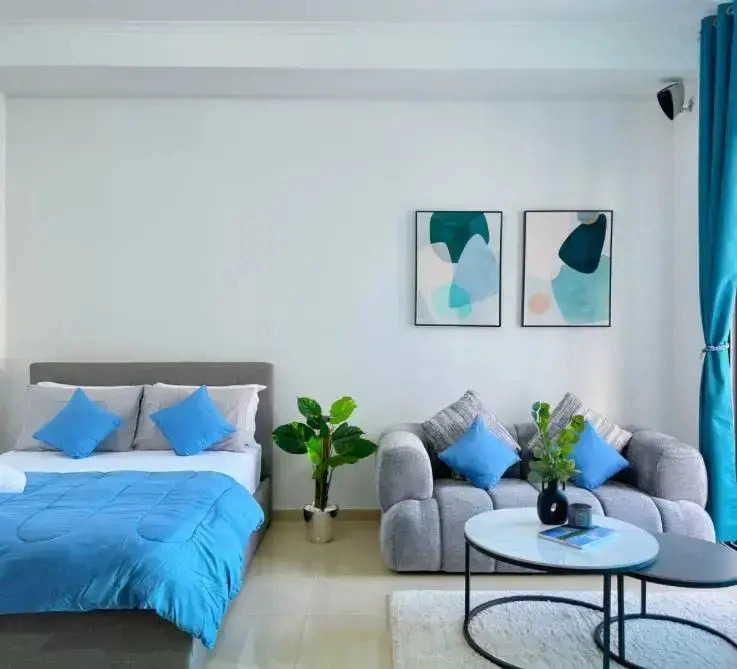 Квартира Lxury Brand New Studio with Balcony and Marina View