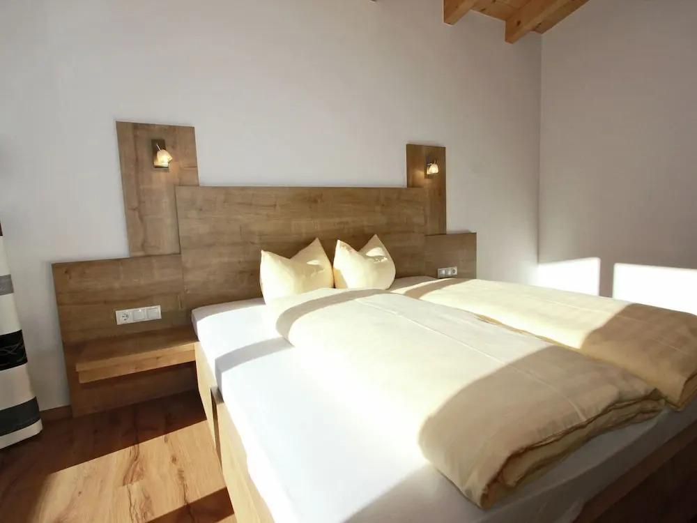 Relaxing Apartment for Families in Umhausen Near City Centre