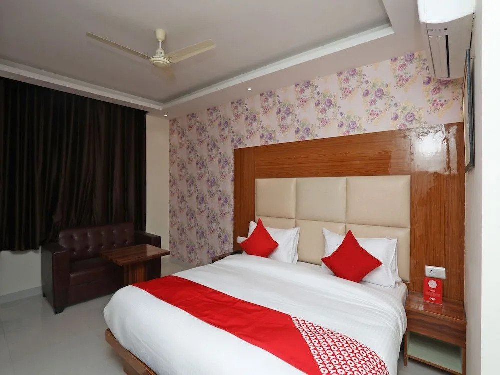 FabHotel Smart Suites