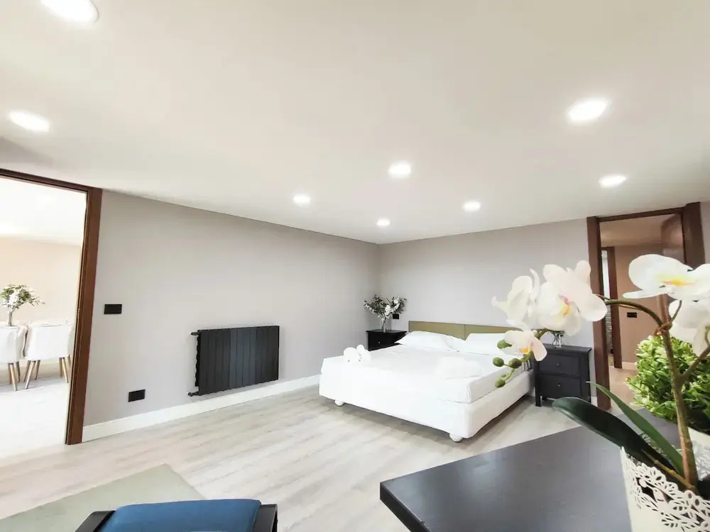 JOIVY Villa Sofia
