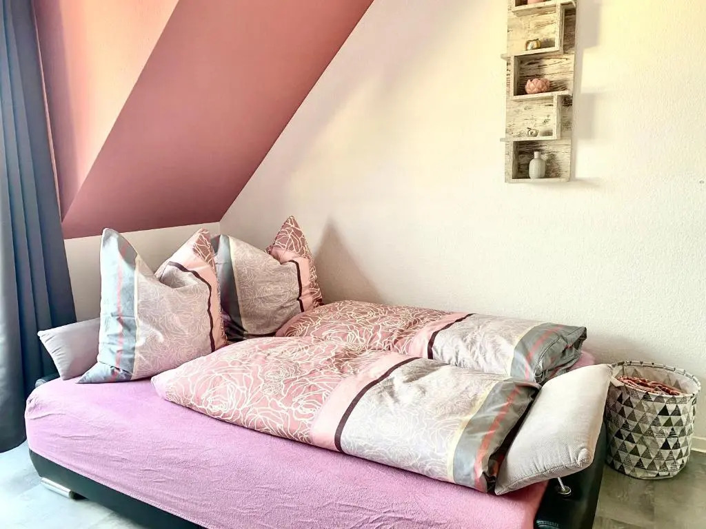 Eigenes Apartment im Herzen der Stadt mit Balkon und WLAN II