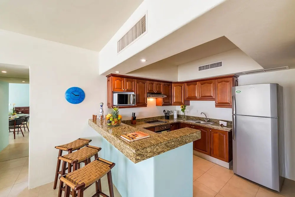 Luna Maya? Beautiful 2BR Beach Condo By Select