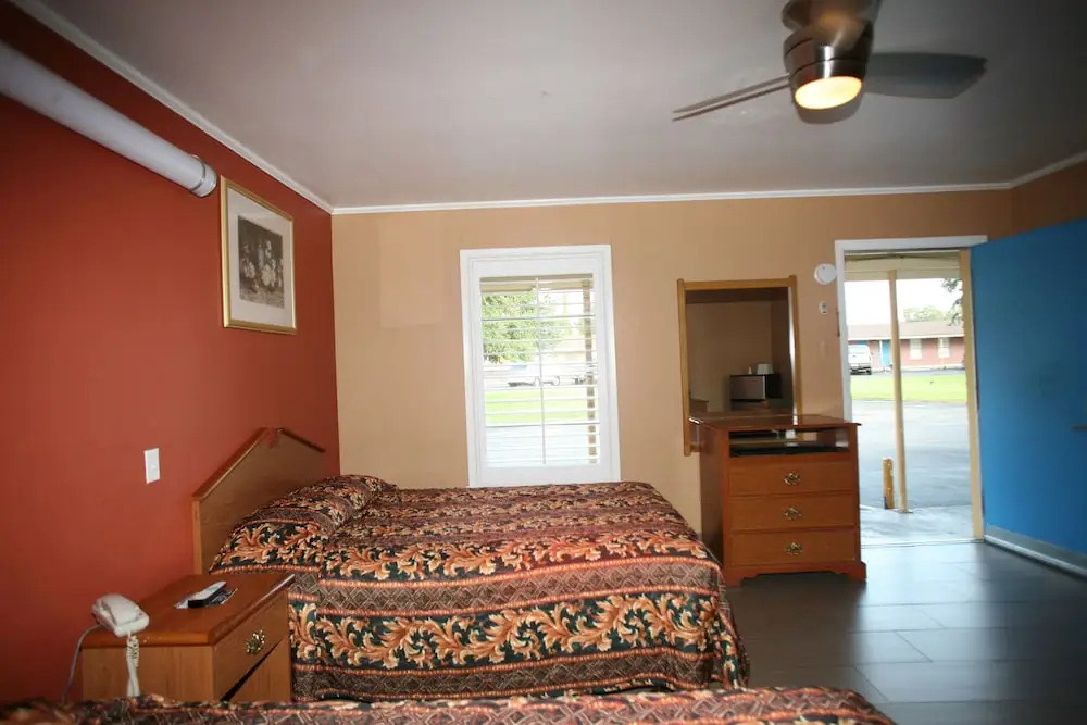 Royal Inn