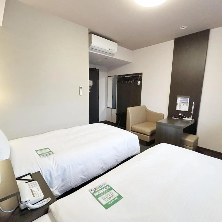 Hotel Route-Inn Sabae -Kokudou 8 Gou