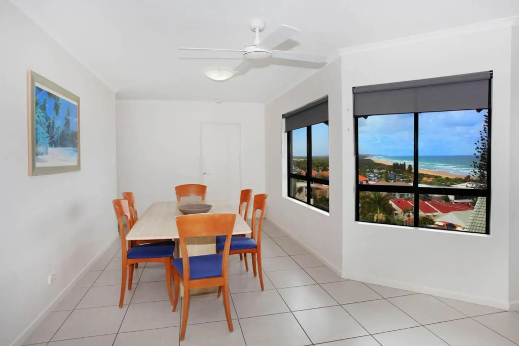 Unit 4 'Beaumont Sur Mer', Coolum Beach