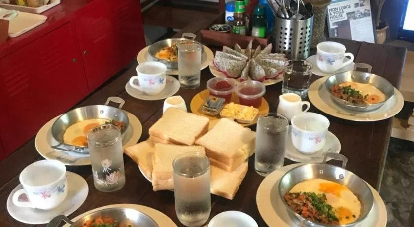 Mon Lodge & Yoga Donmuang
