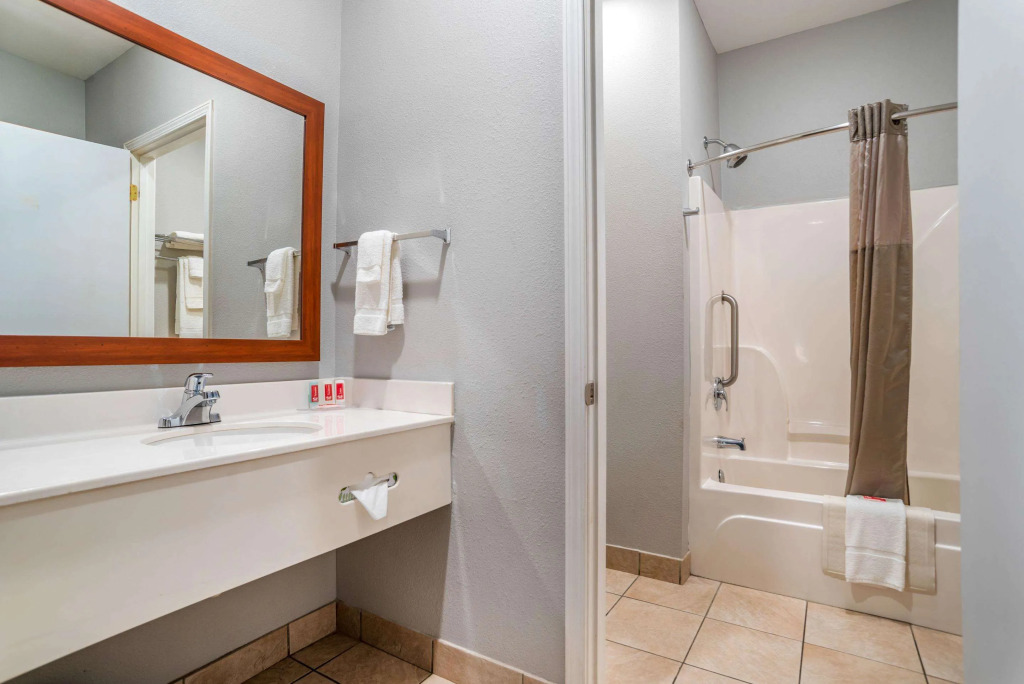 Quality Inn & Suites Demopolis