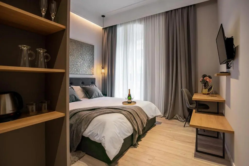 Harbour Residence Rooms