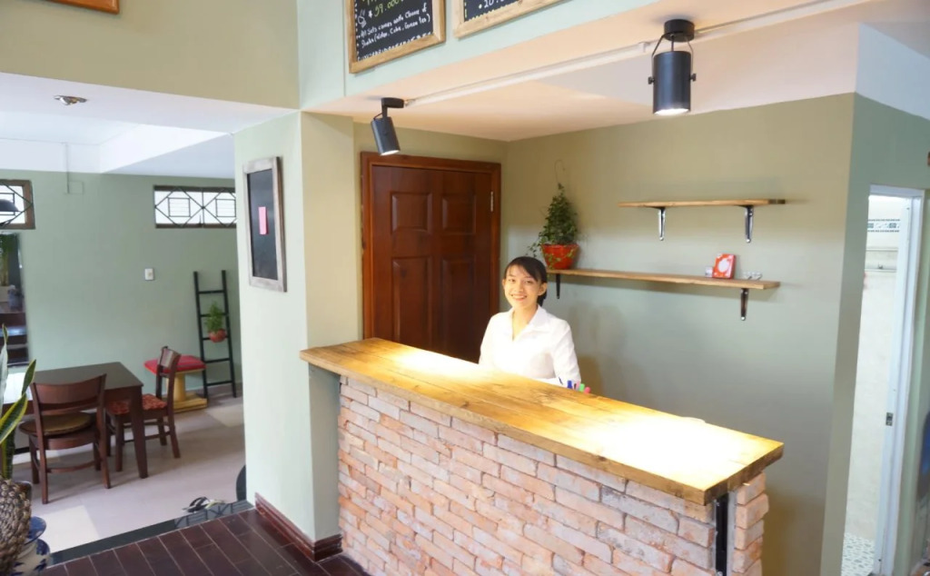 Leiden Homestay & Cafe