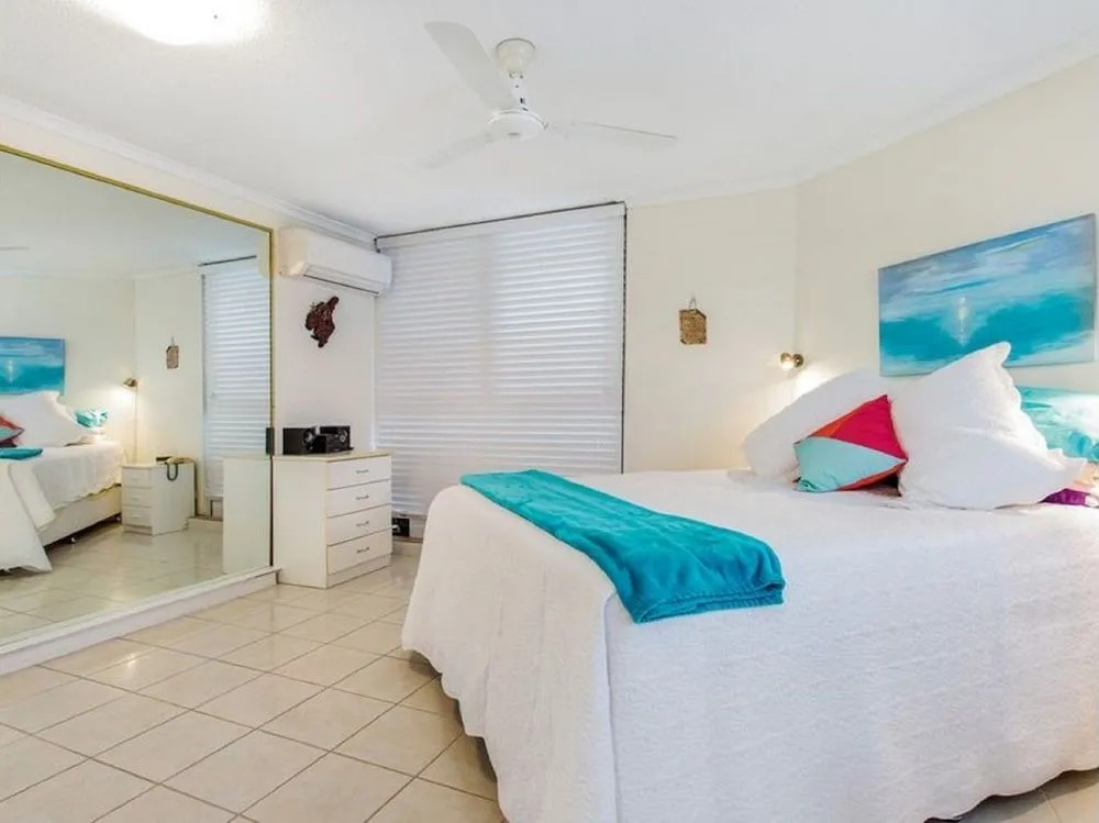 Cairns Ocean View Apartment