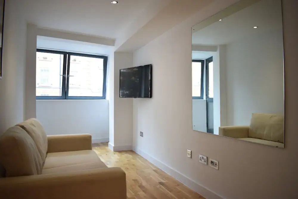Kings Cross Modern Apartment
