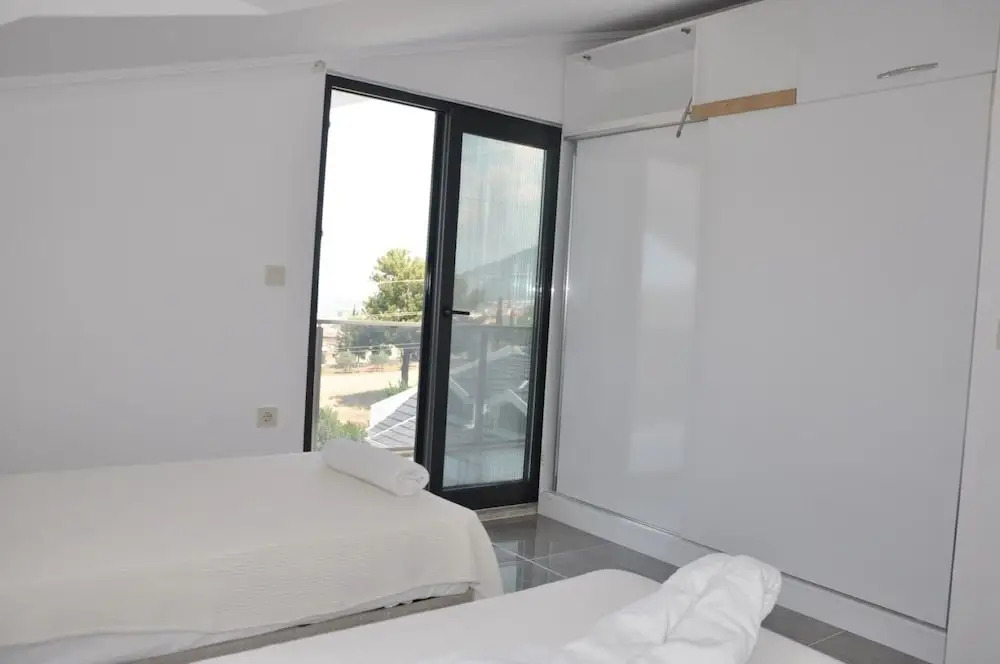 Angel Prestige Villa B by Angel Rentals
