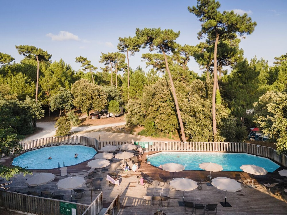Camping Huttopia Oleron Les Pins