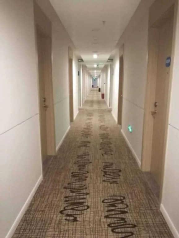 HanTing Hotel (Guangyuan Central Hospital Maternal and Child Branch)