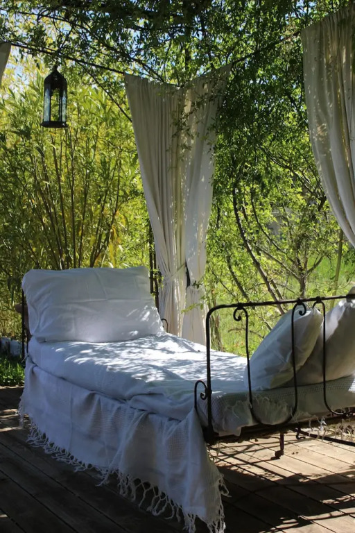 CHEZ ELLES EN PROVENCE