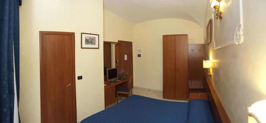 Arco Romano Rooms