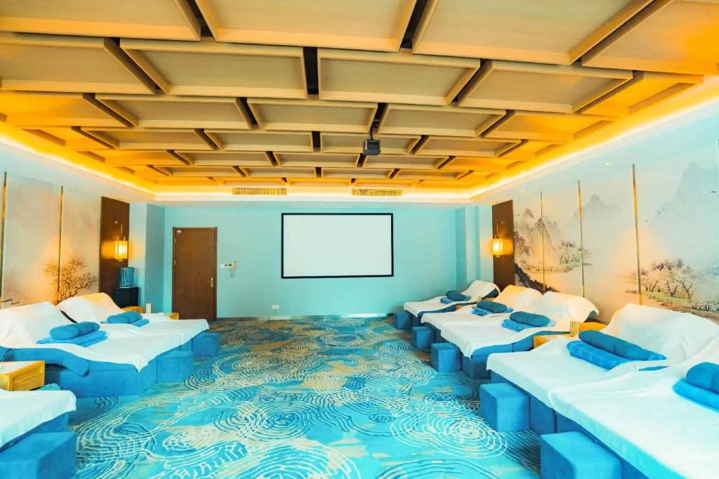 Jinhe Hotel