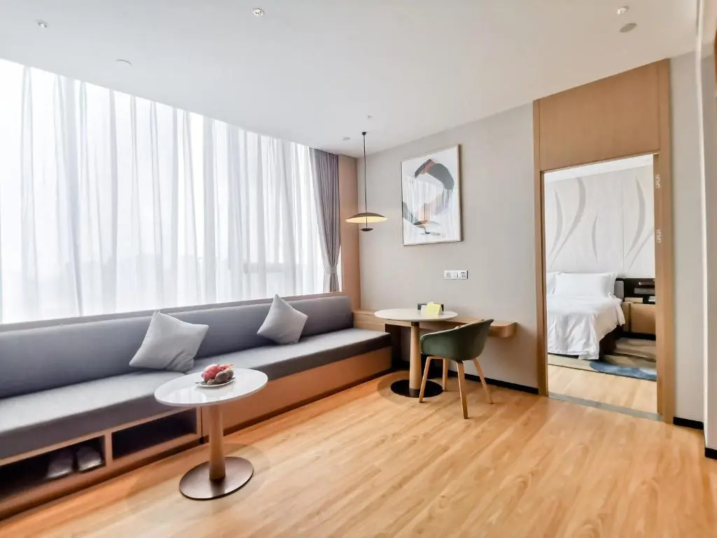 Holiday Inn Luzhou Longjian by IHG